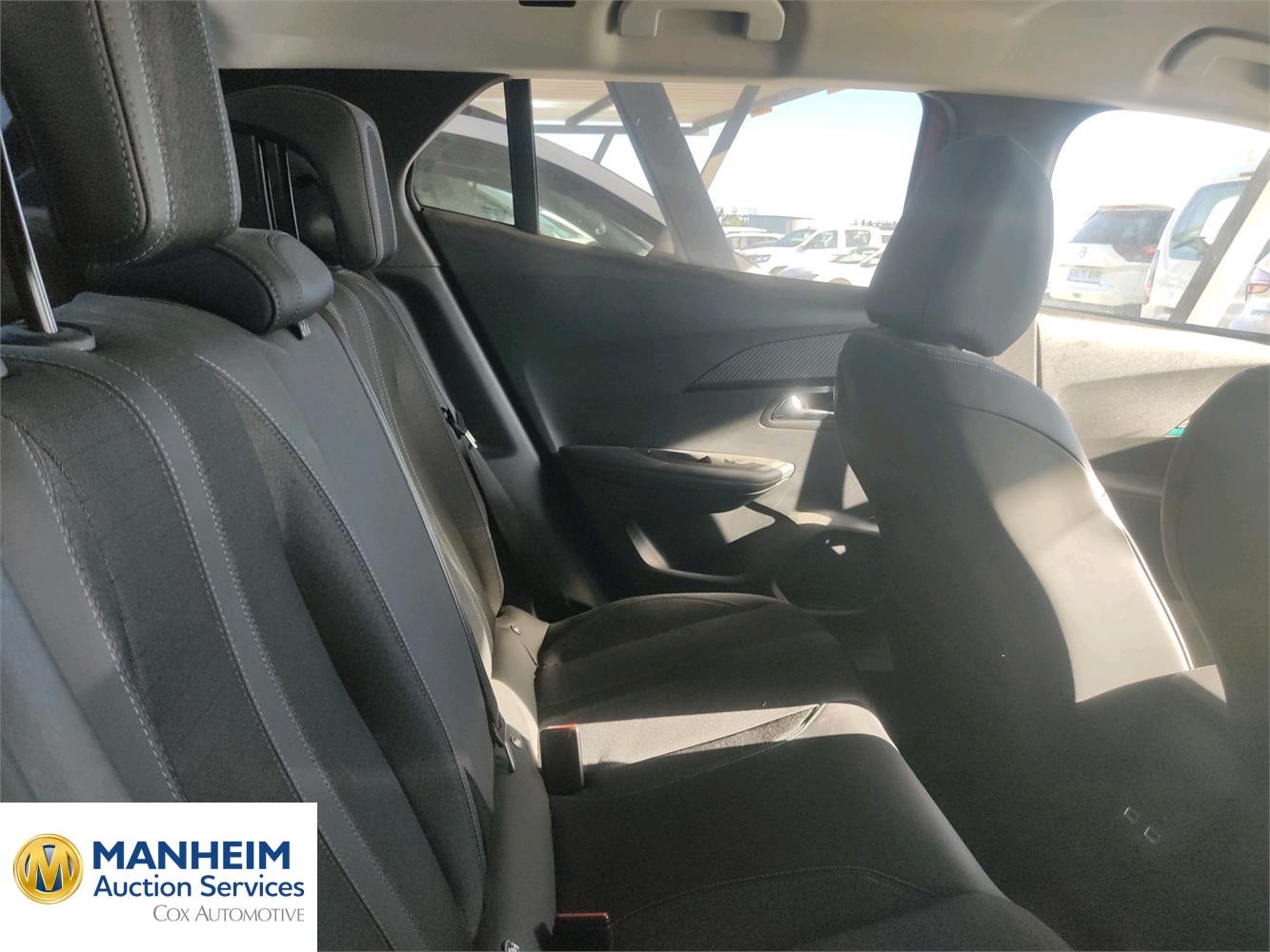 Foto Peugeot 2008 11
