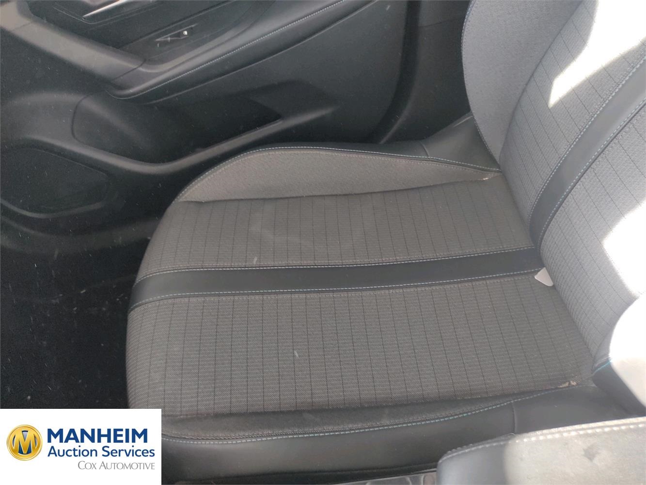Foto Peugeot 2008 15