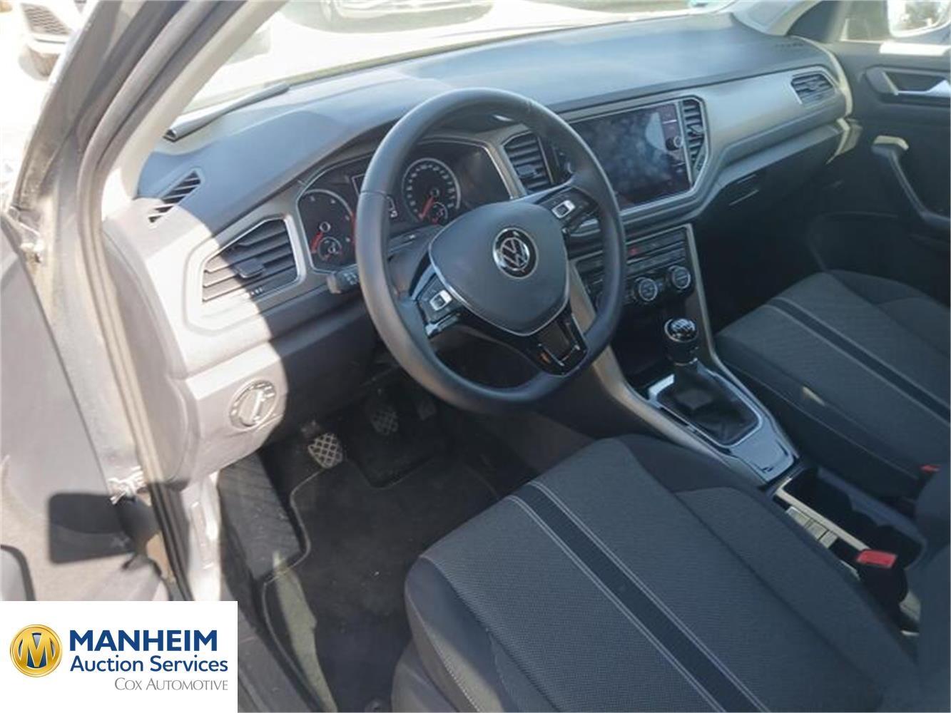 Foto Volkswagen T-Roc 30