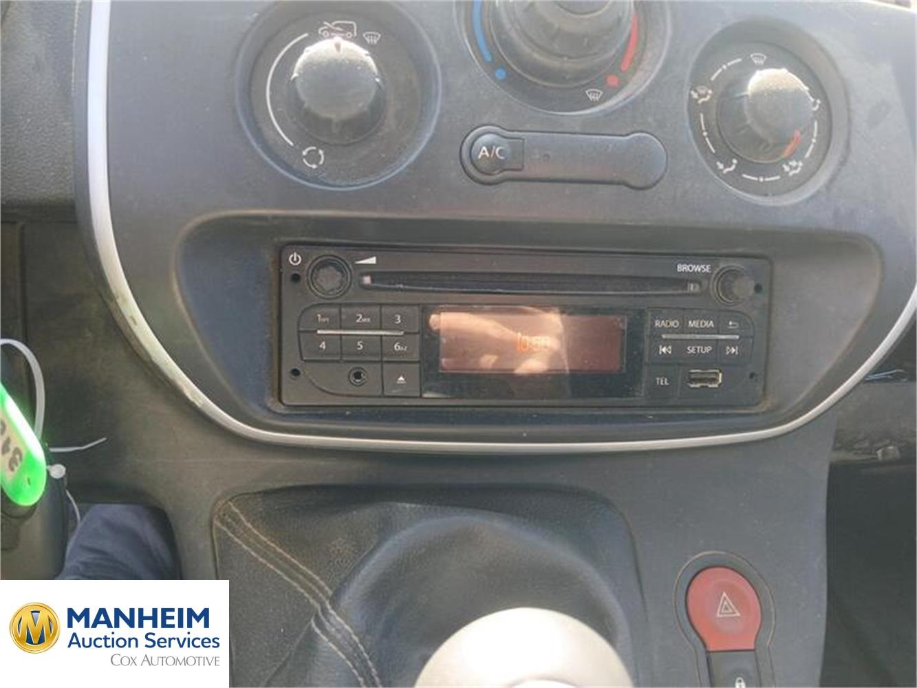 Foto Renault Kangoo Furgón 26
