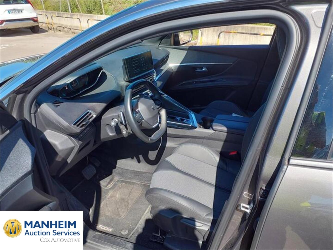 Foto Peugeot 3008 Hybrid 15