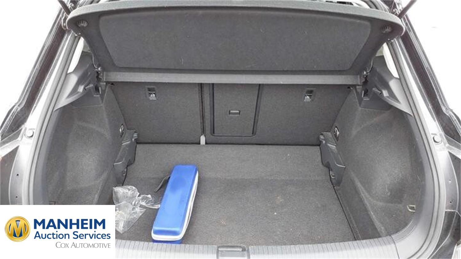Foto Volkswagen T-Roc 31