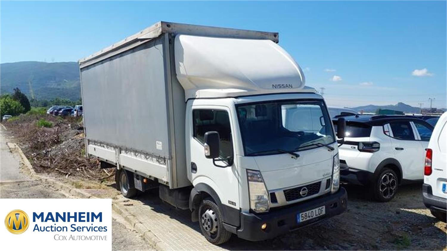 Nissan NT400 