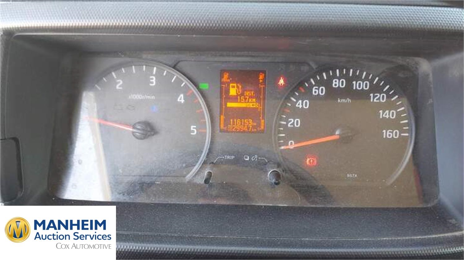 Foto Nissan NT400 15