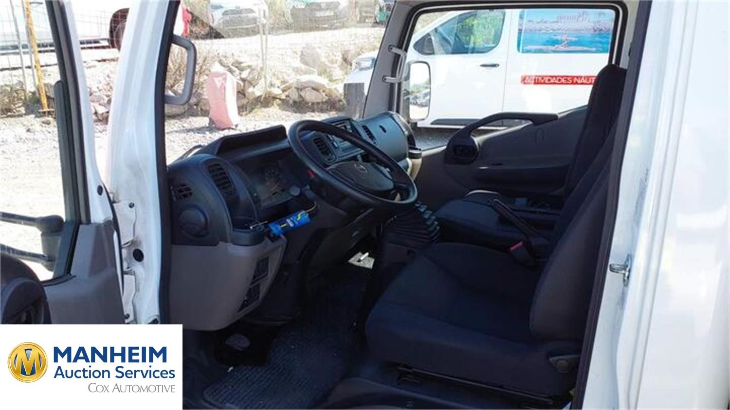 Foto Nissan NT400 18
