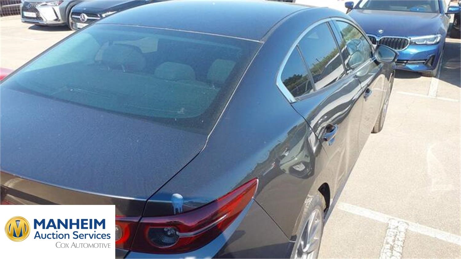 Foto Mazda MAZDA3 35