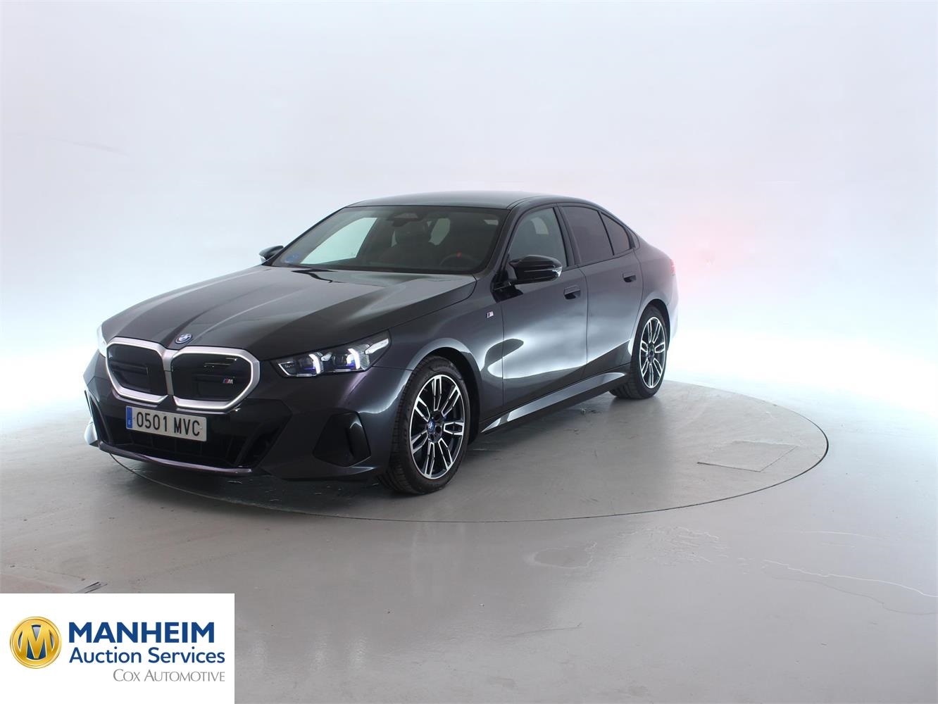 Foto BMW i5 M60 xDrive Berlina (G60) 1