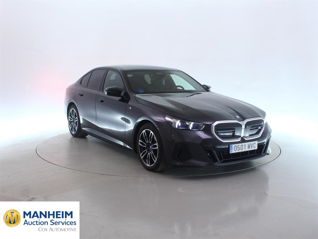 Foto BMW i5 M60 xDrive Berlina (G60) 4