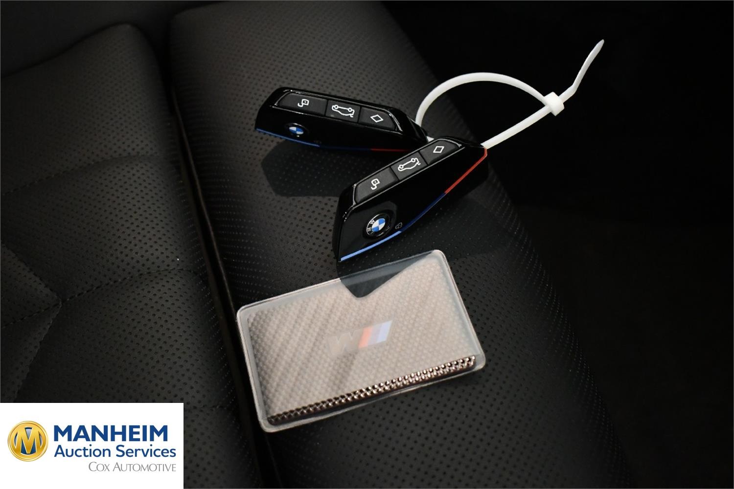 Foto BMW i5 M60 xDrive Berlina (G60) 15