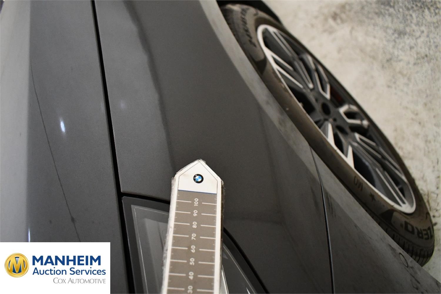 Foto BMW i5 M60 xDrive Berlina (G60) 41