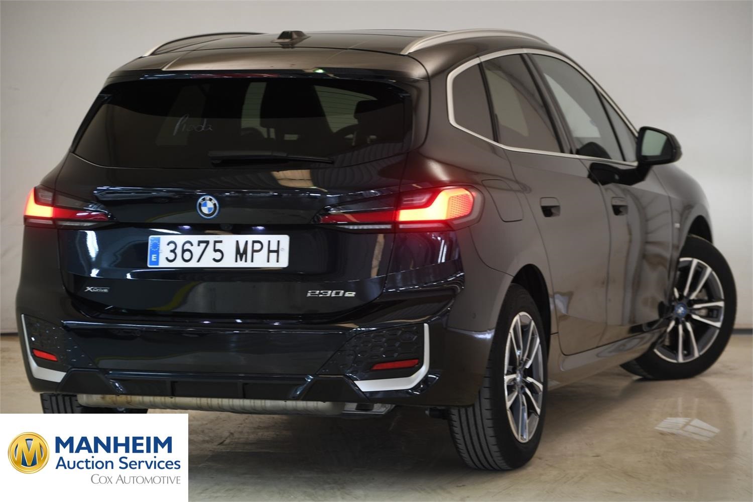 Foto BMW 230e xDrive Active Tourer (U06) 3