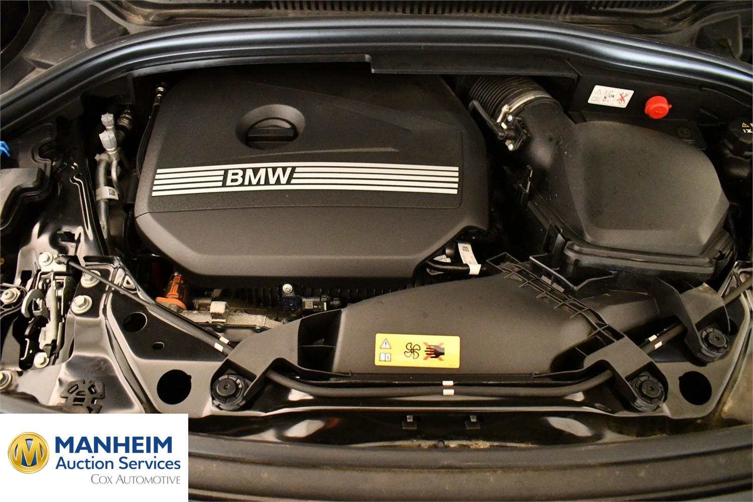 Foto BMW 230e xDrive Active Tourer (U06) 13