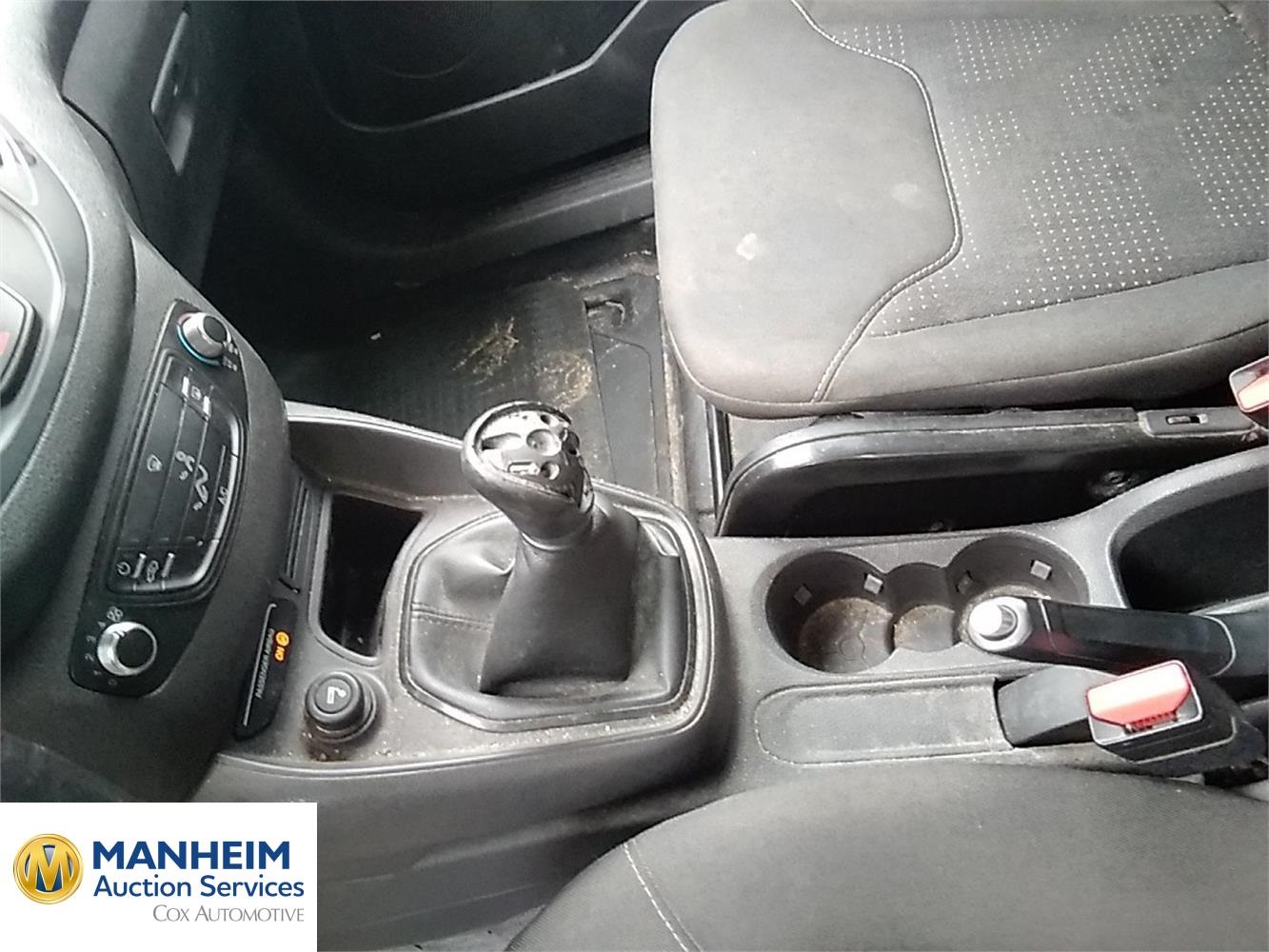 Foto Ford Transit  Courier 11