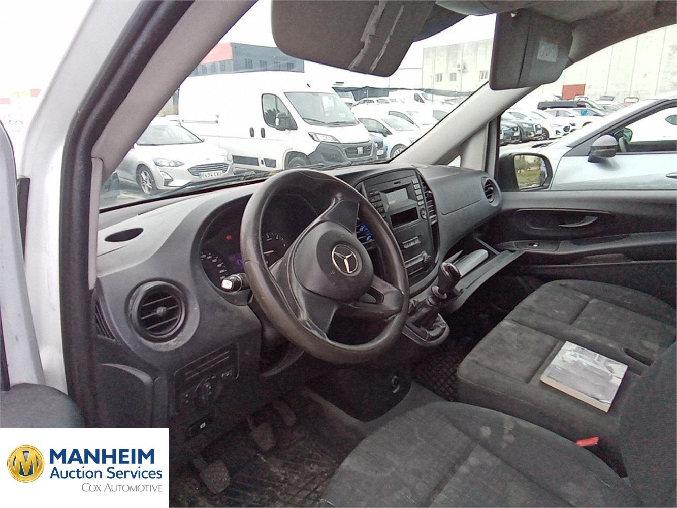 Foto Mercedes Benz VITO 7