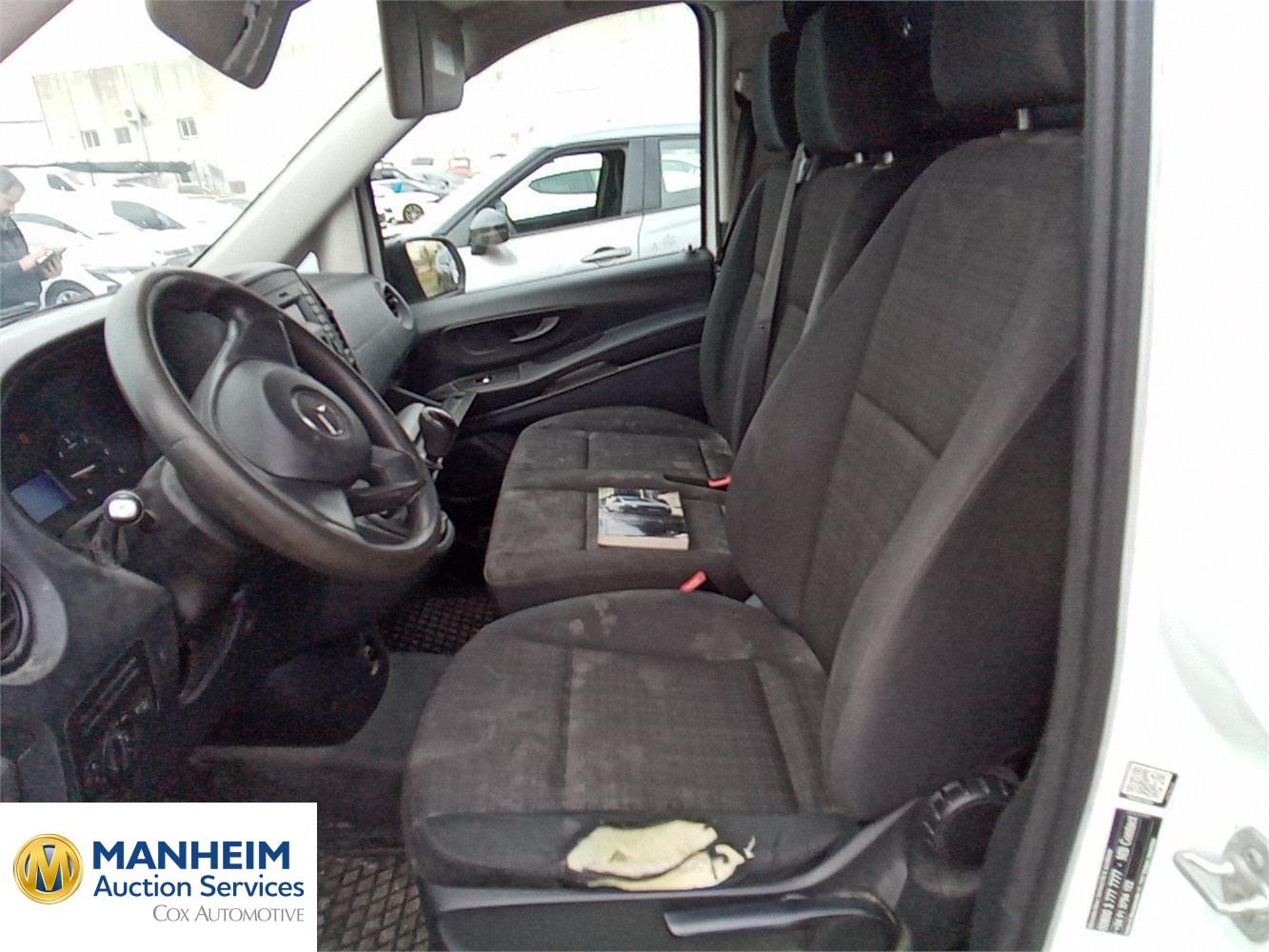Foto Mercedes Benz VITO 10