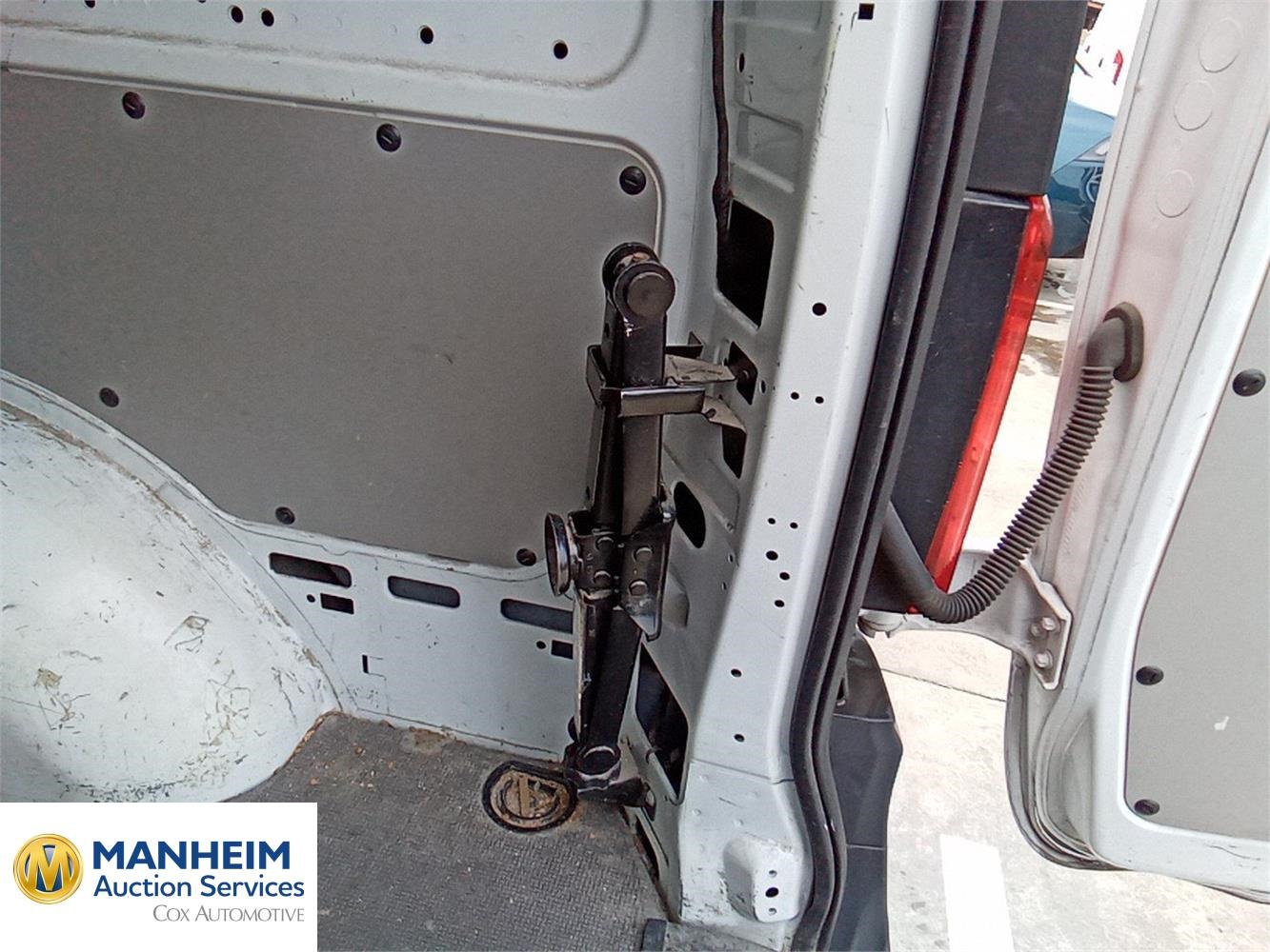 Foto Mercedes Benz VITO 18