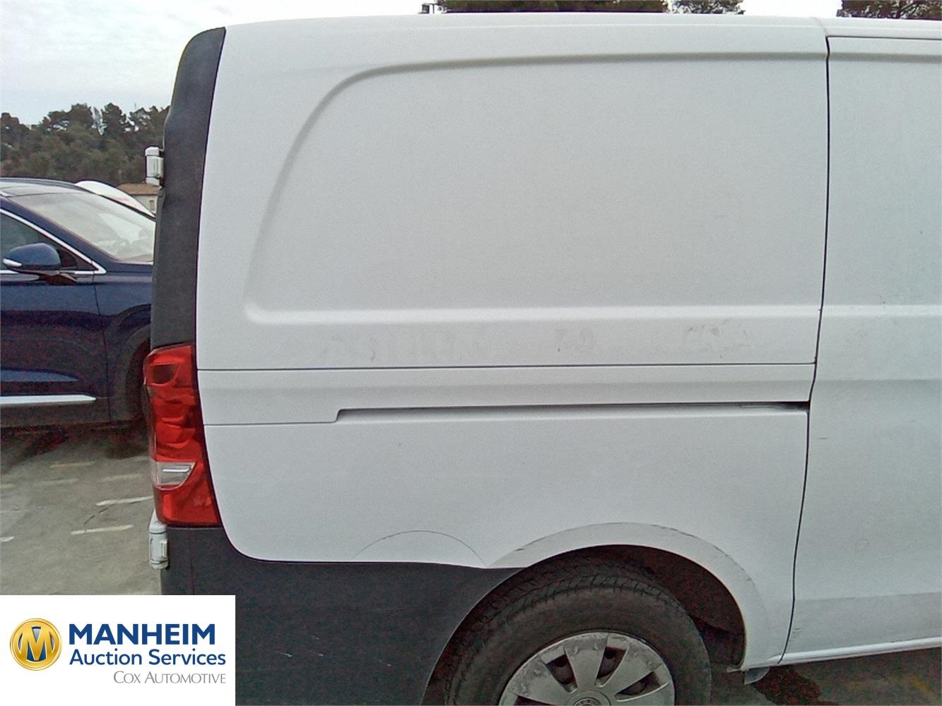 Foto Mercedes Benz VITO 32