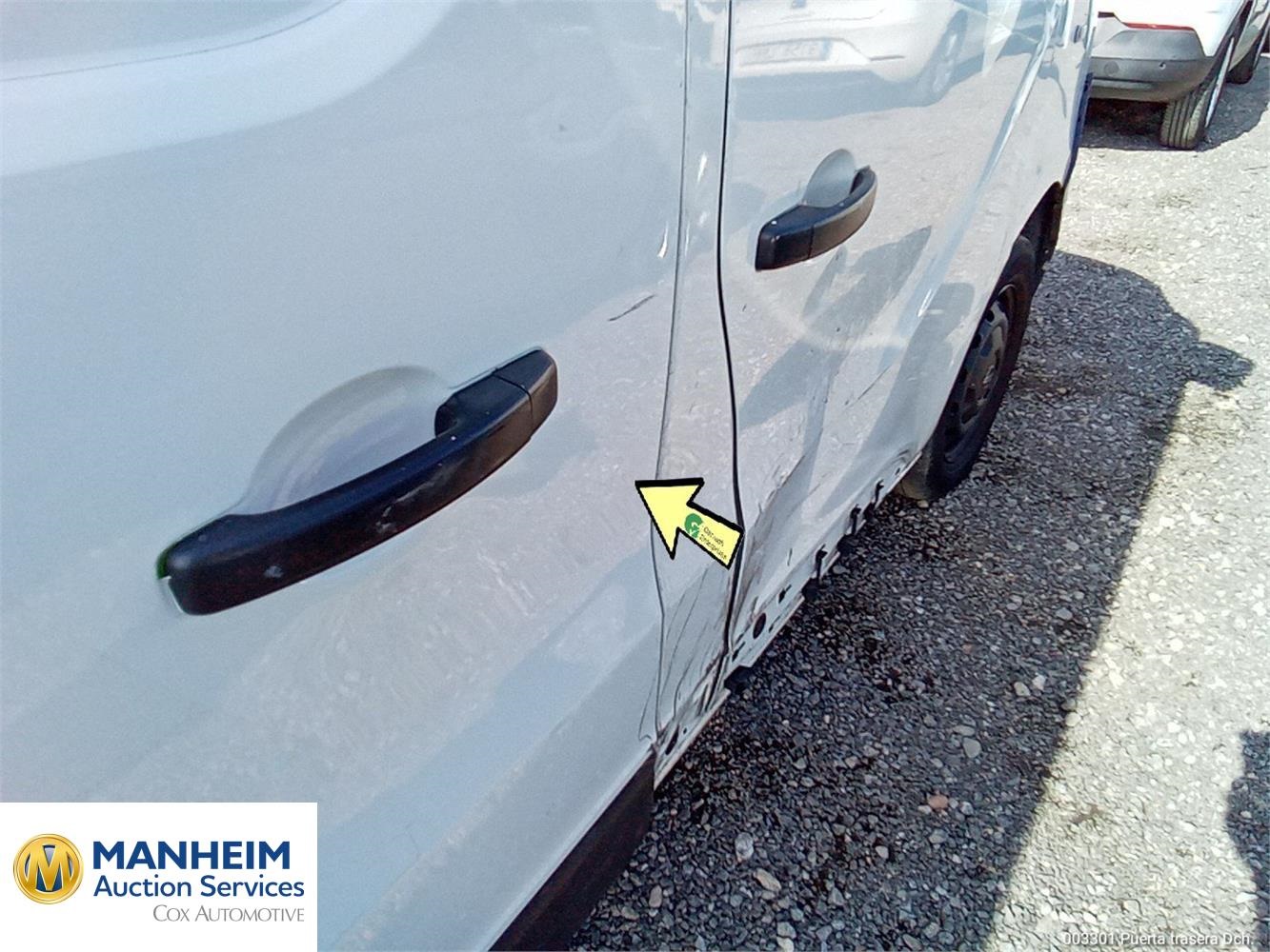 Foto Nissan NV300 16