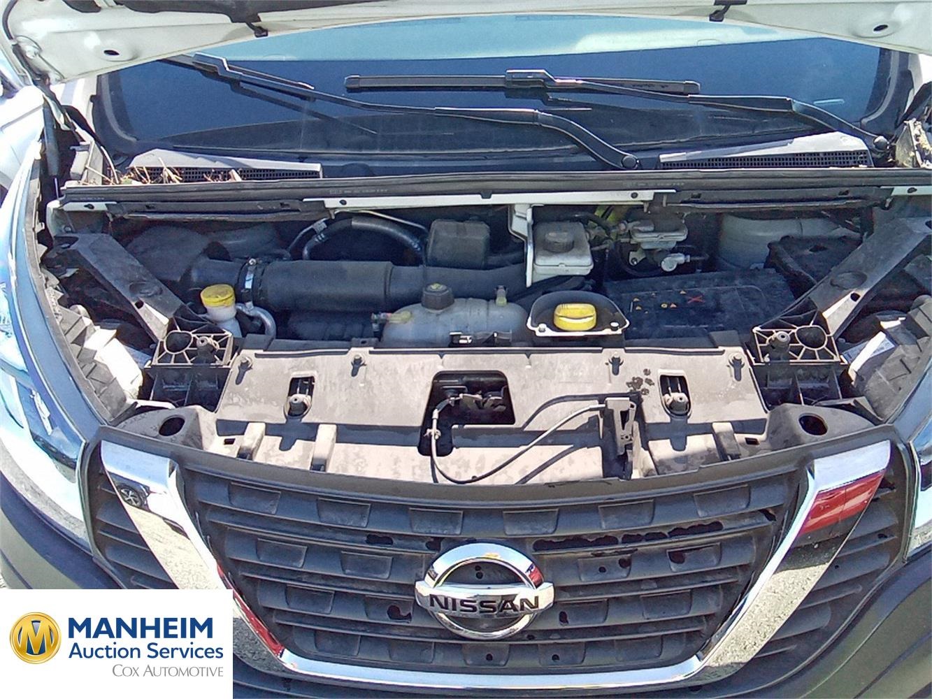 Foto Nissan NV300 48