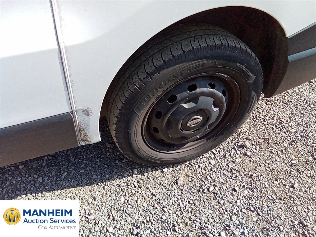 Foto Nissan NV300 54