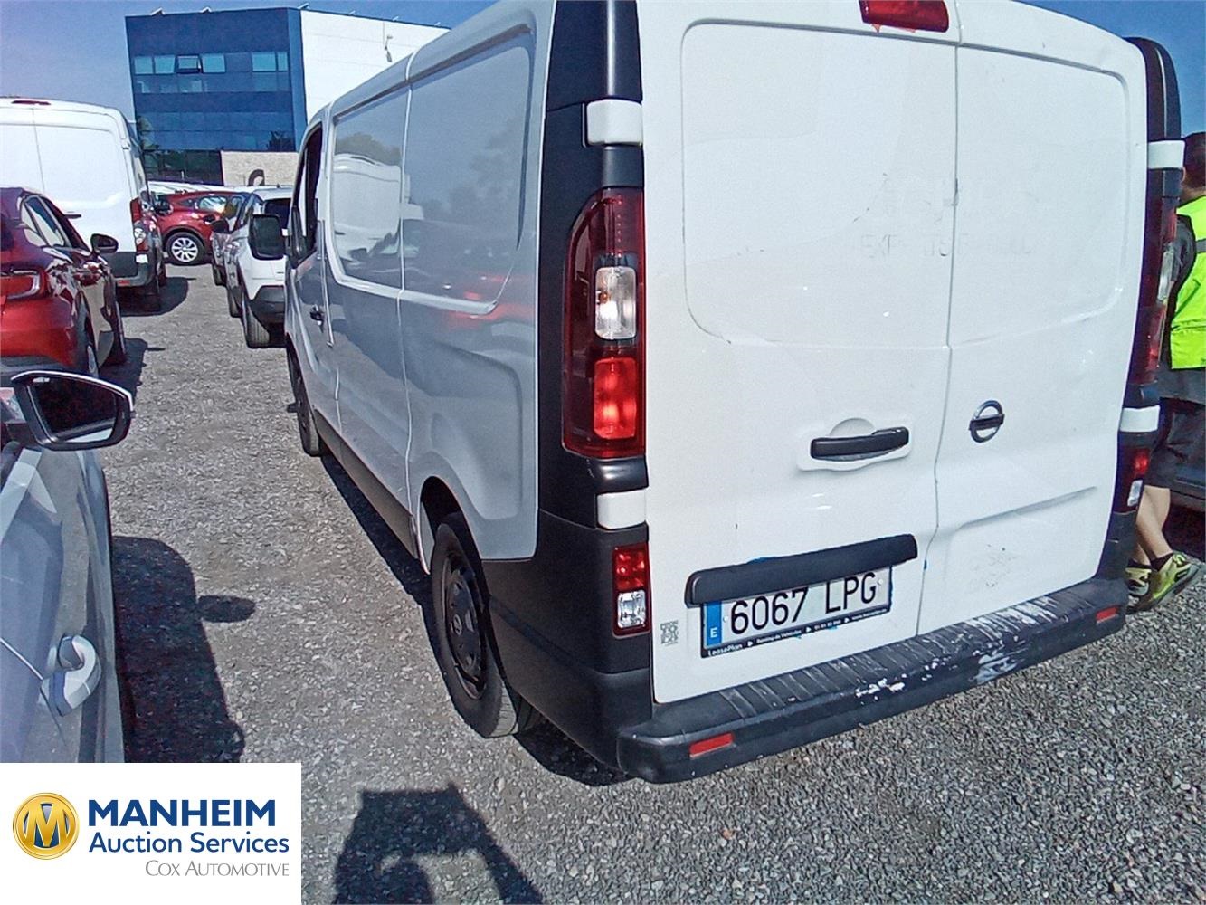 Foto Nissan NV300 55