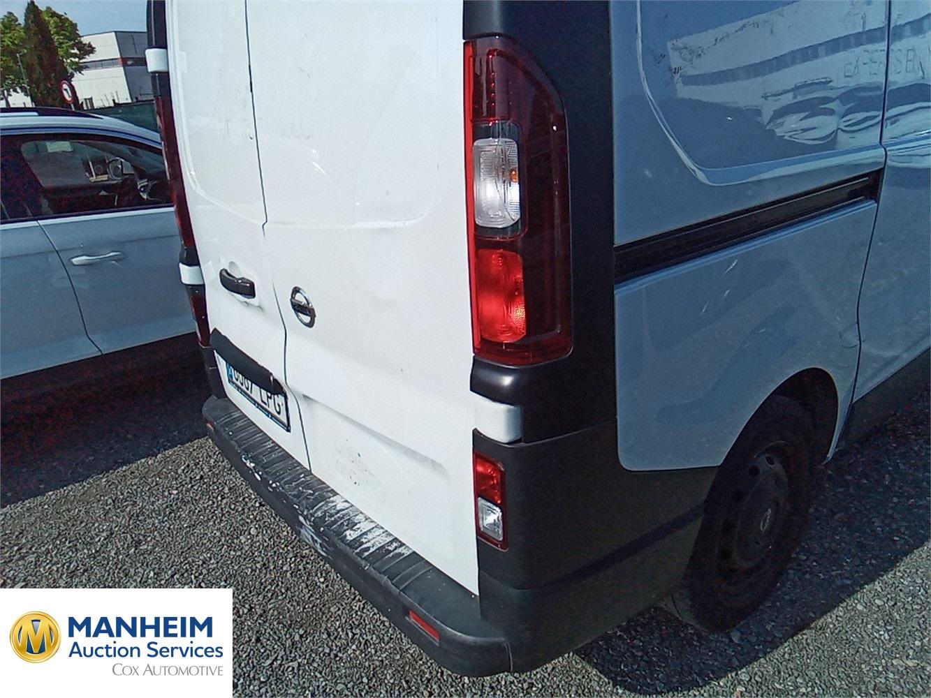 Foto Nissan NV300 58