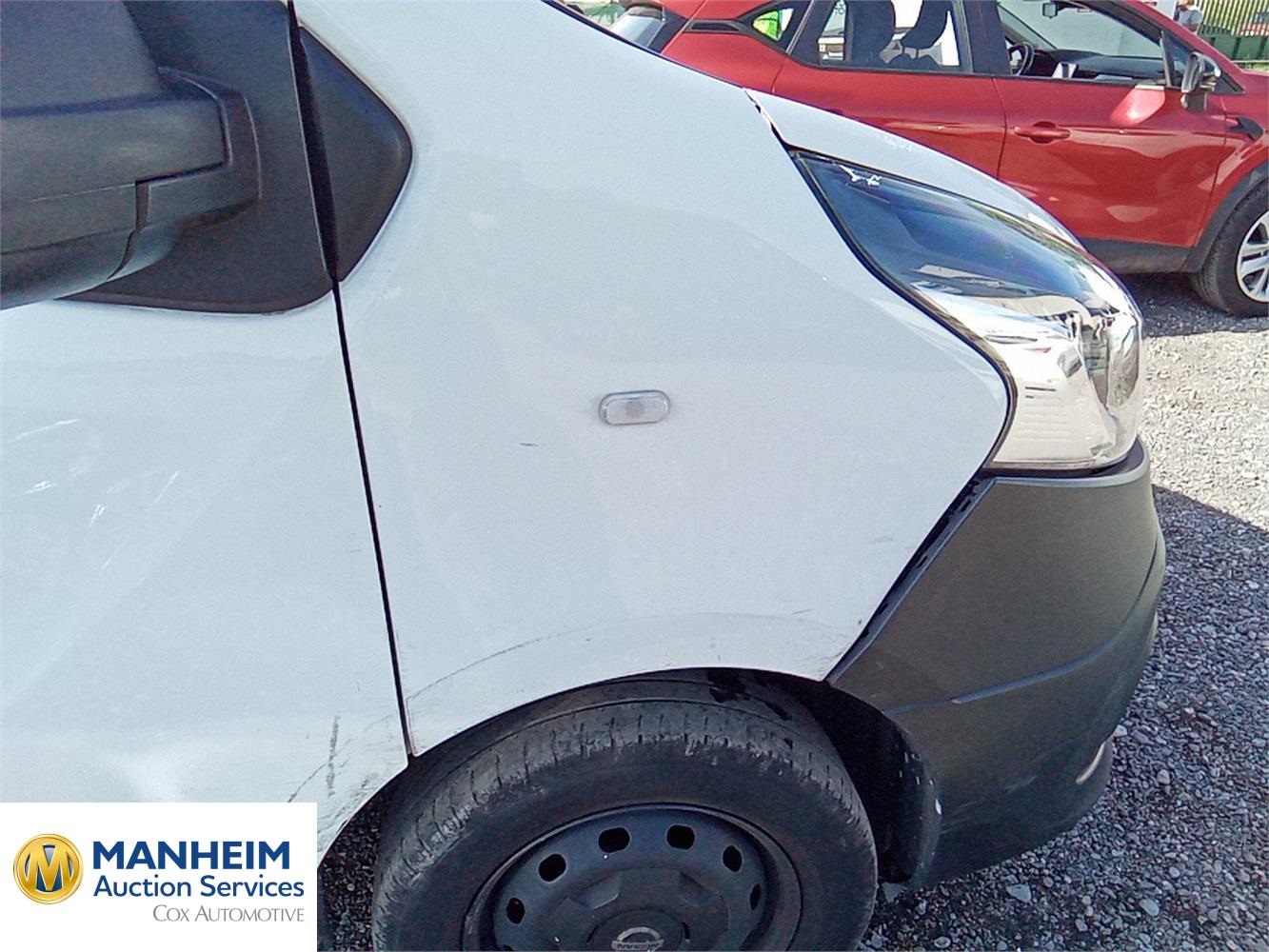 Foto Nissan NV300 63