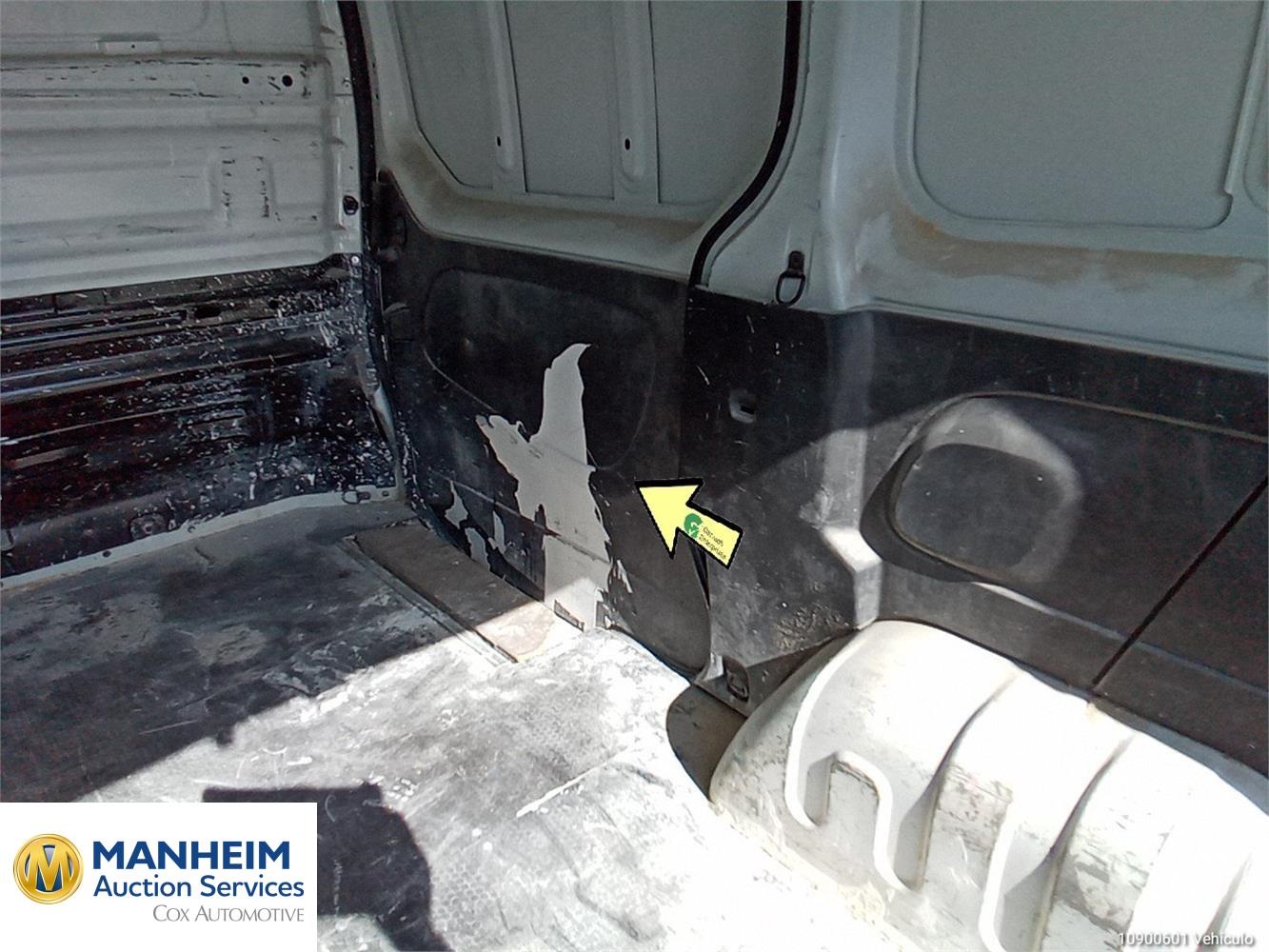Foto Nissan NV300 83