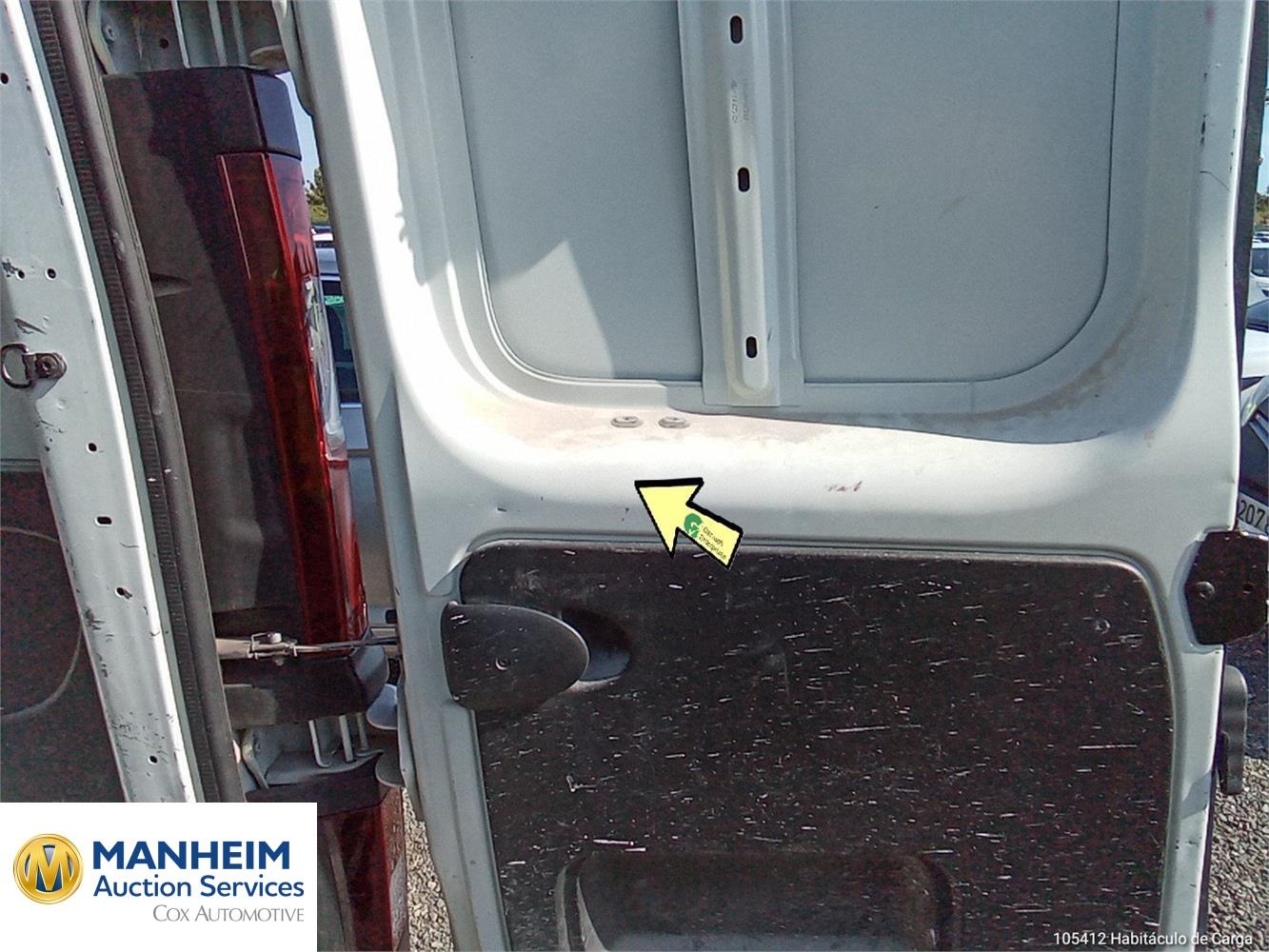 Foto Nissan NV300 92