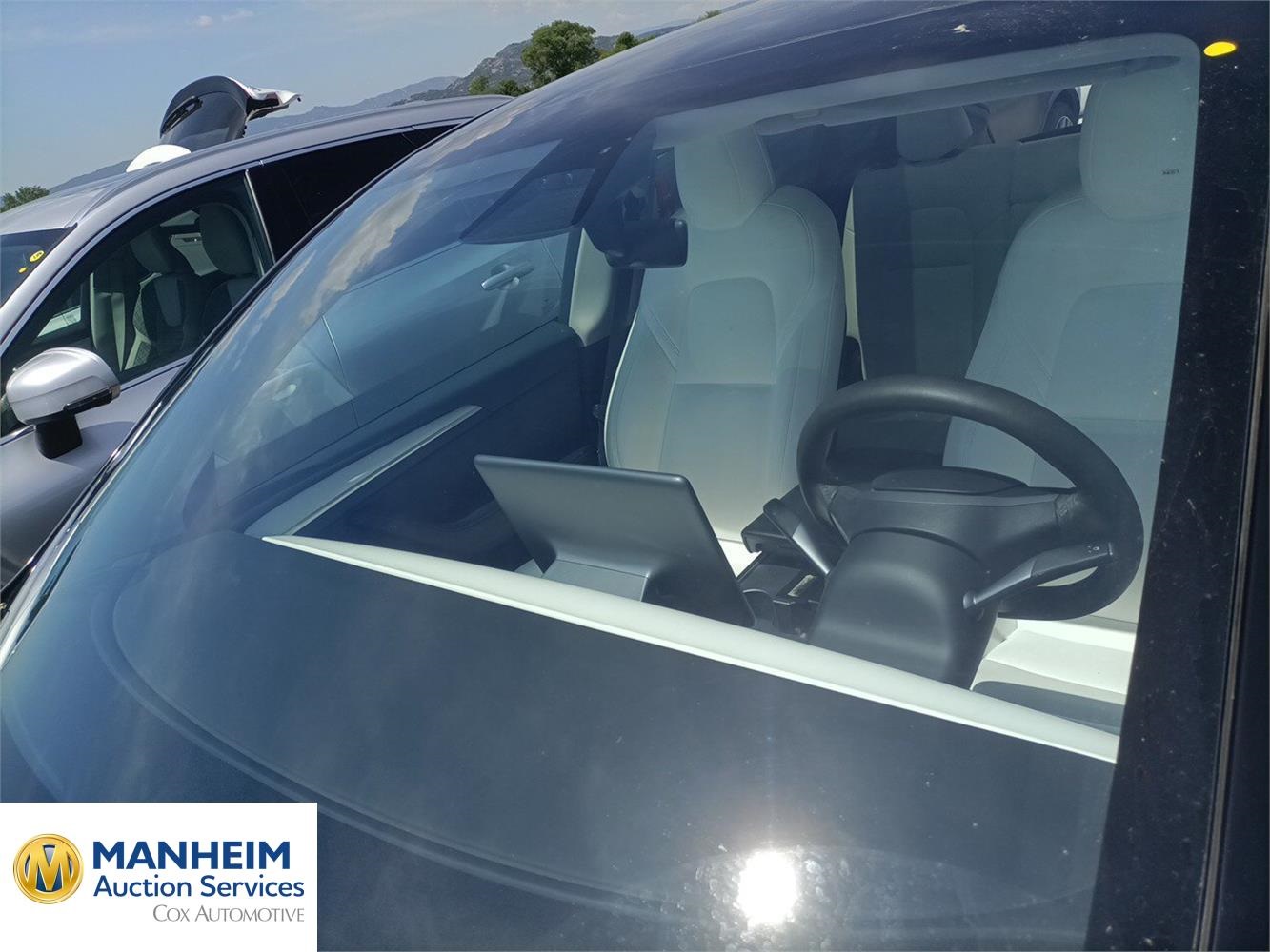 Foto Tesla MODEL Y 73