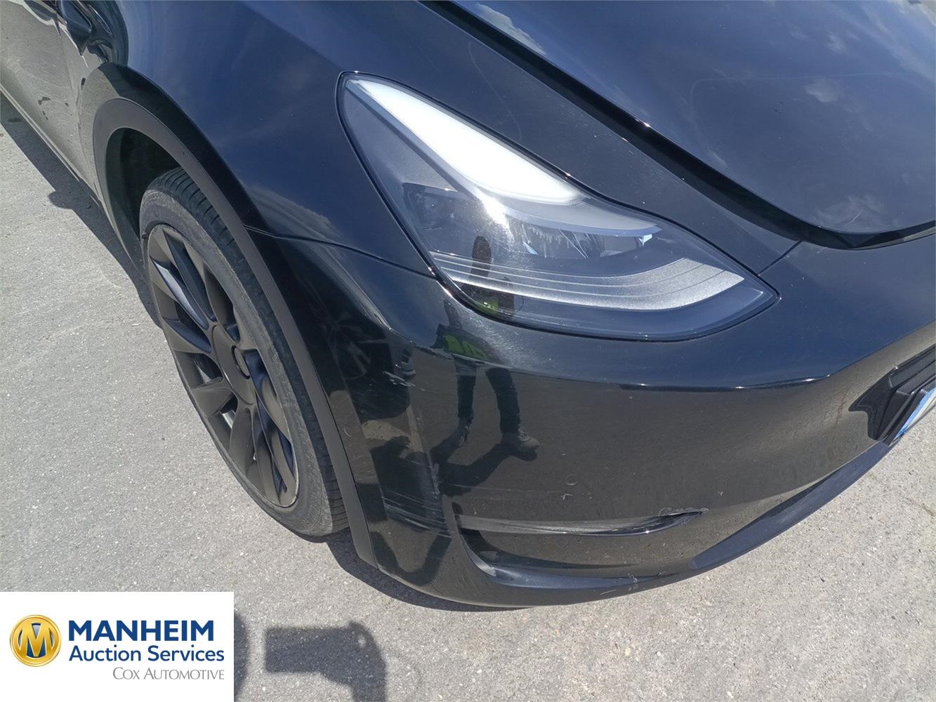 Foto Tesla MODEL Y 95