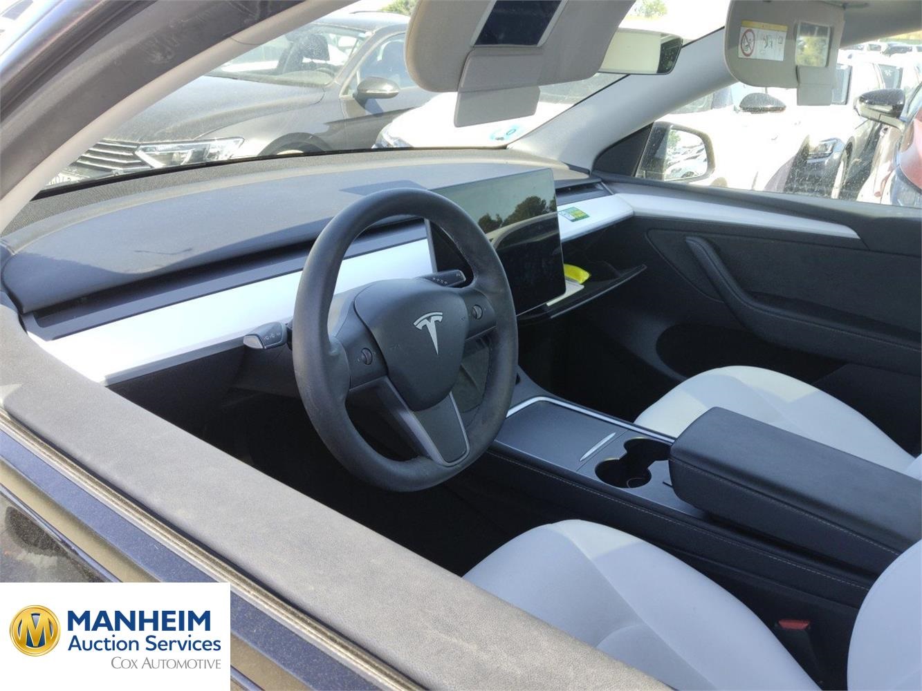 Foto Tesla MODEL Y 7