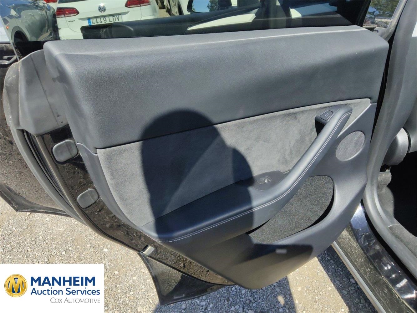 Foto Tesla MODEL Y 21