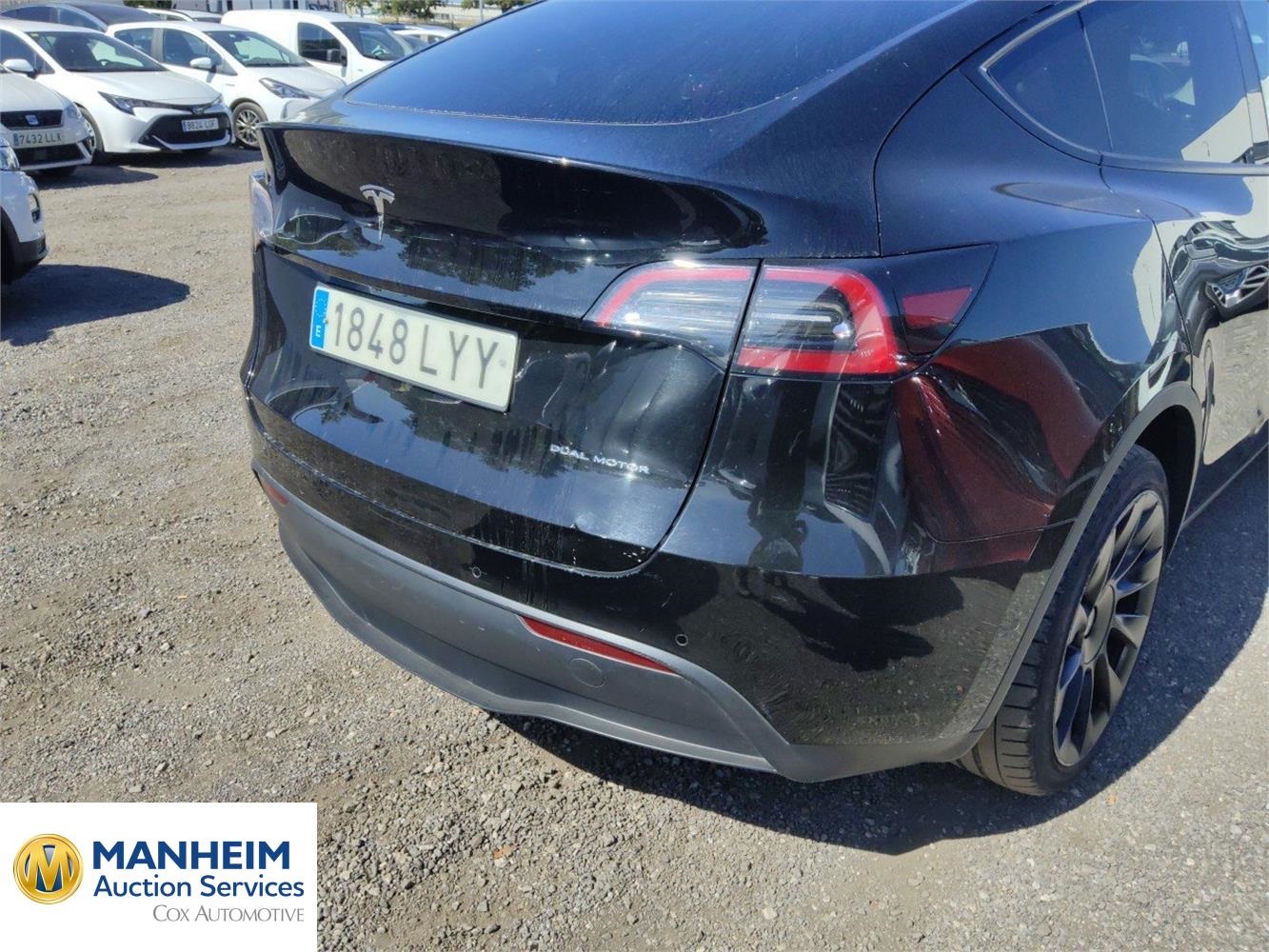 Foto Tesla MODEL Y 42