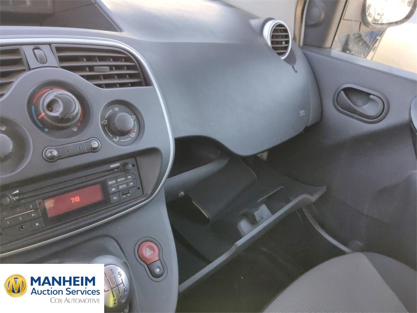 Foto Nissan KANGOO EXPRESS 24