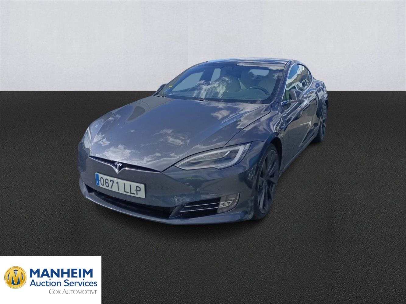 Tesla Model S 