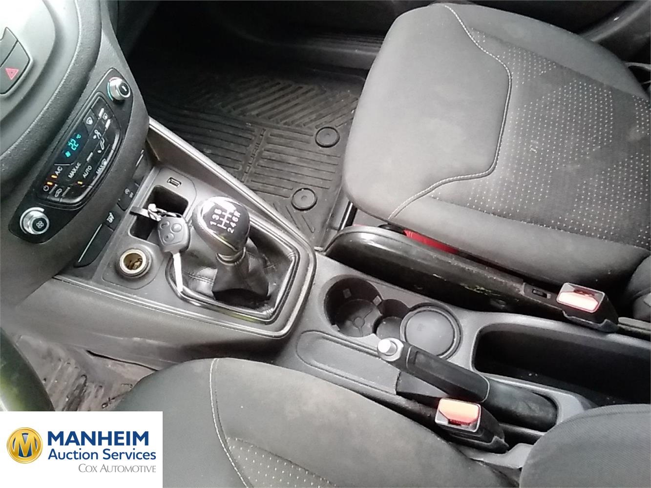 Foto Ford Transit  Courier 11