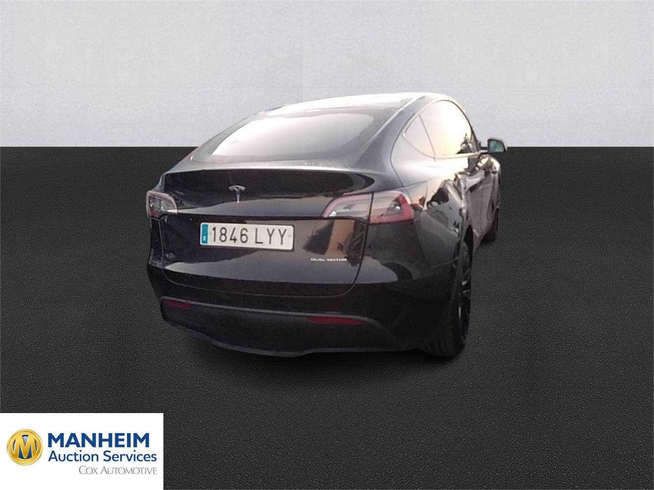 Foto Tesla MODEL Y 4