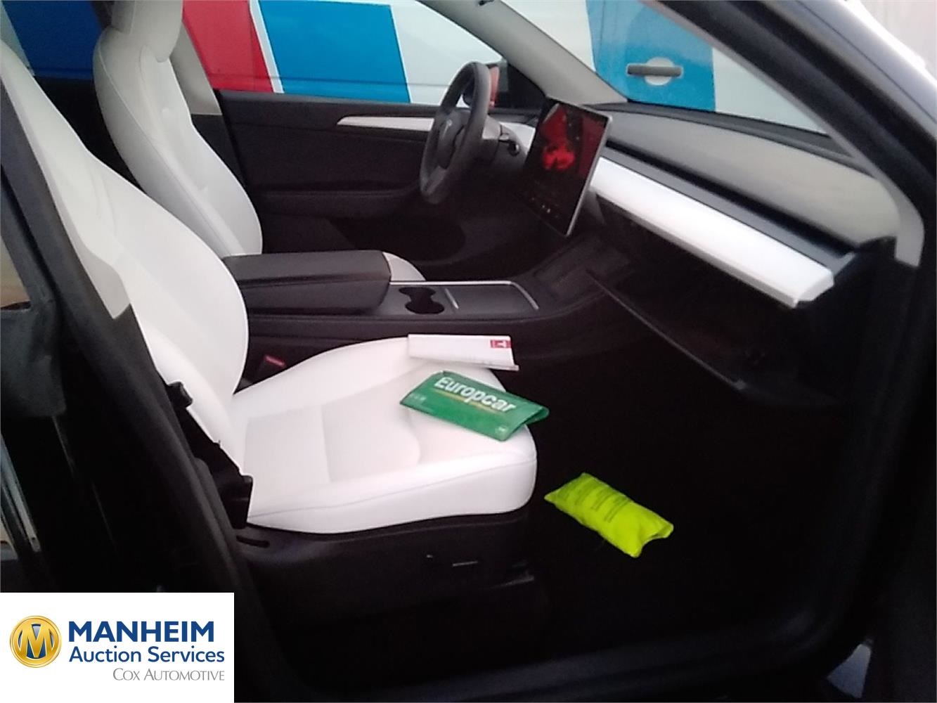 Foto Tesla MODEL Y 83