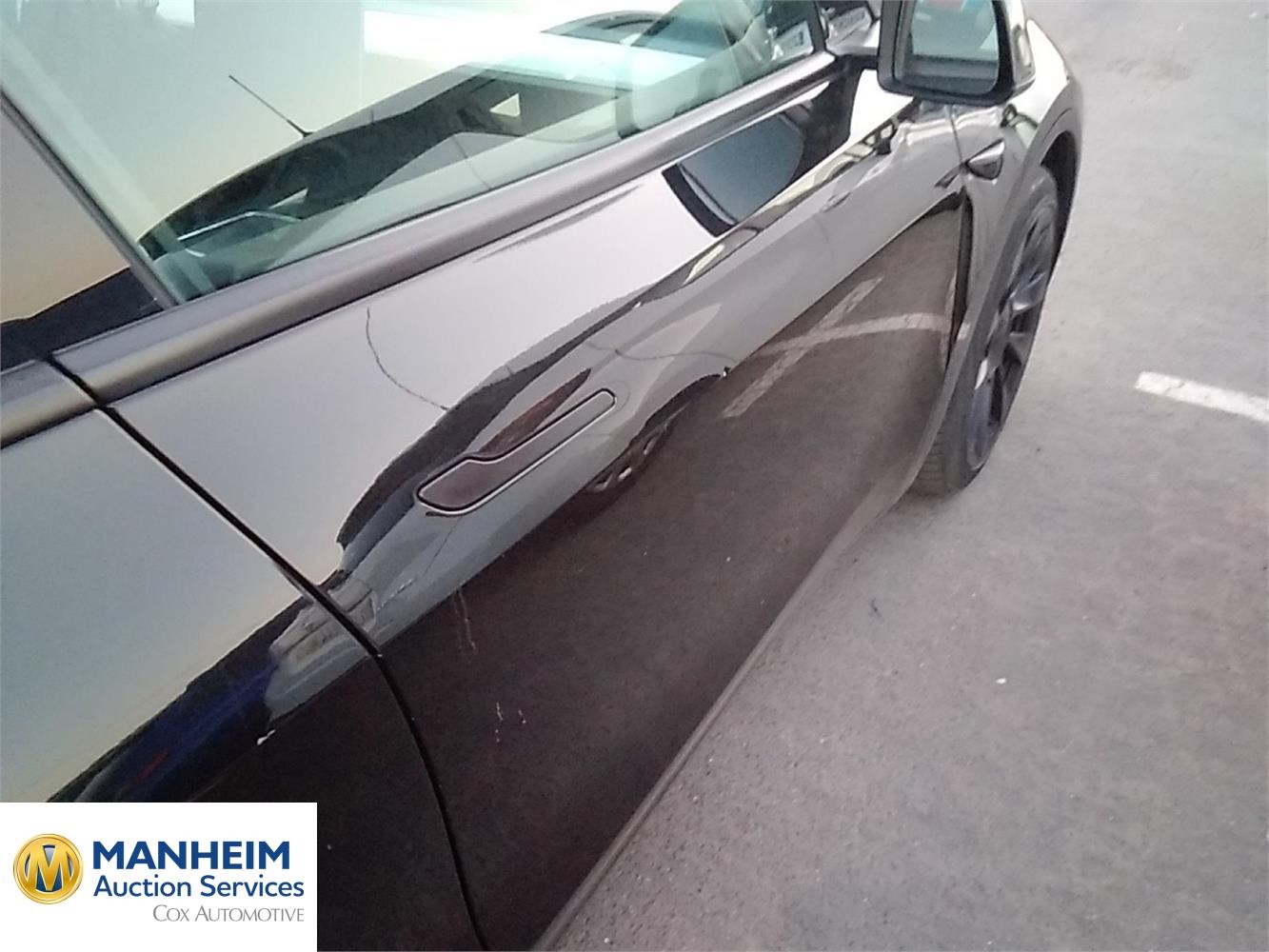 Foto Tesla MODEL Y 96