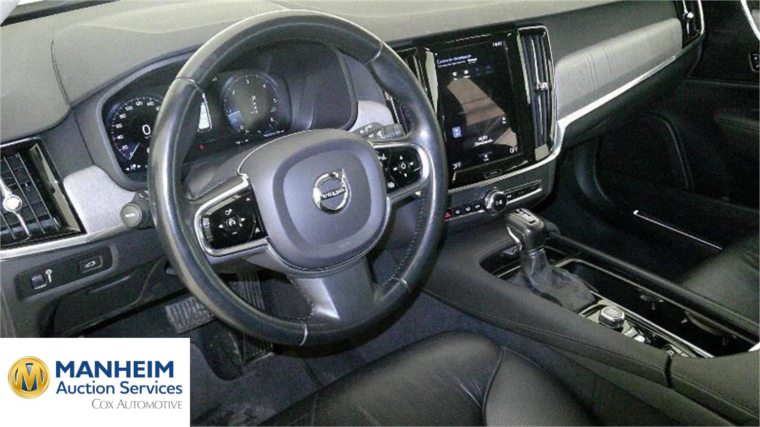 Foto Volvo V90 Cross Country 4