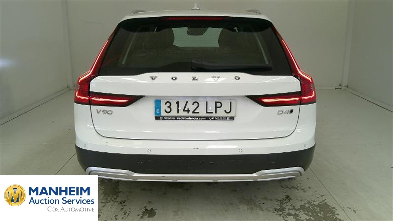 Foto Volvo V90 Cross Country 8