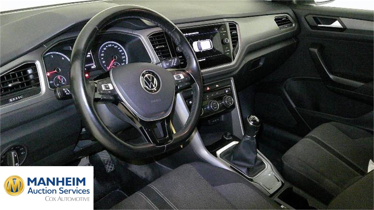 Foto Volkswagen T-Roc 4