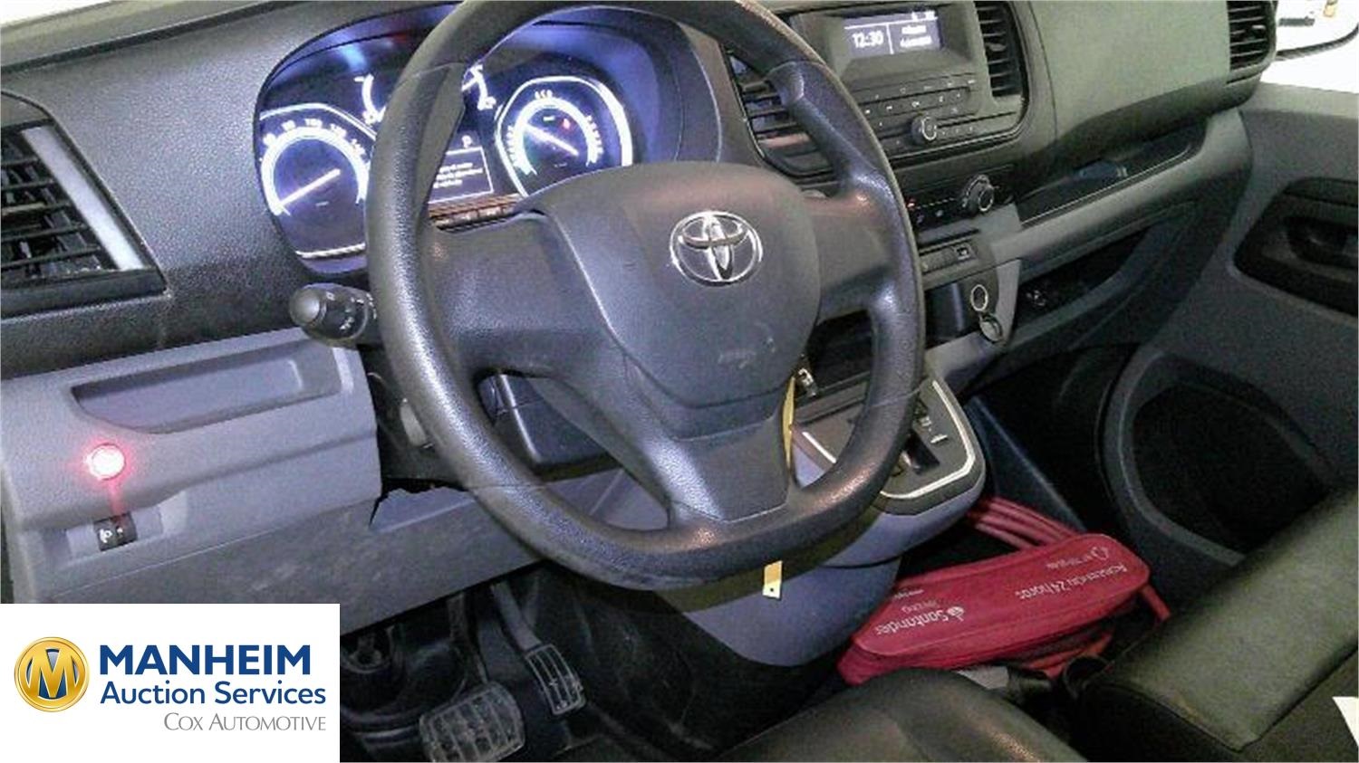 Foto Toyota PROACE 4