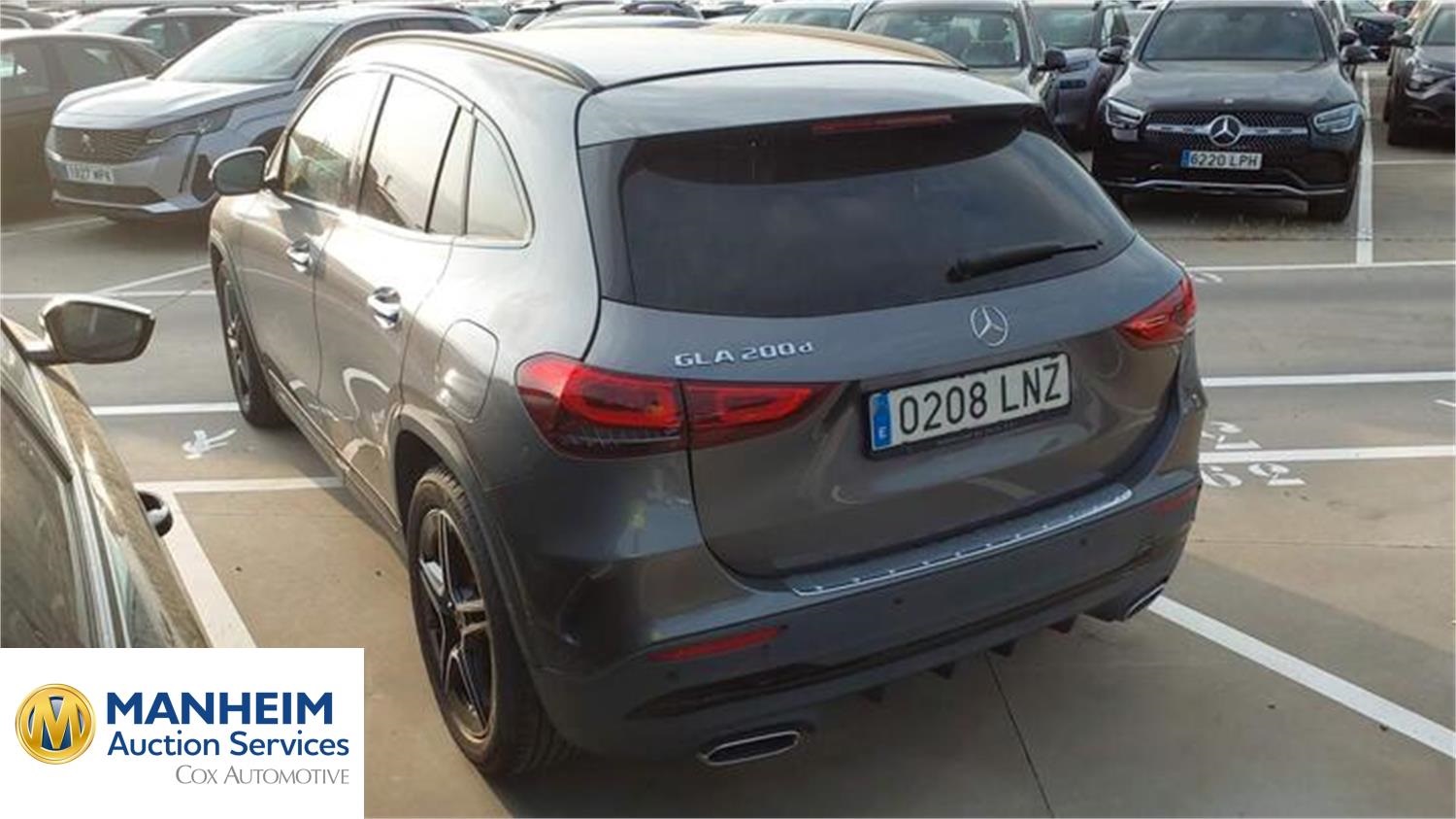 Foto Mercedes Benz GLA 10