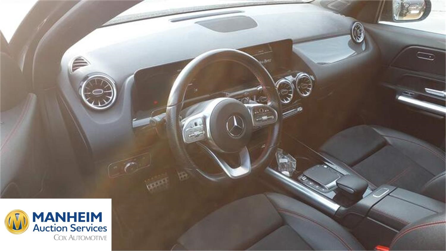 Foto Mercedes Benz GLA 13
