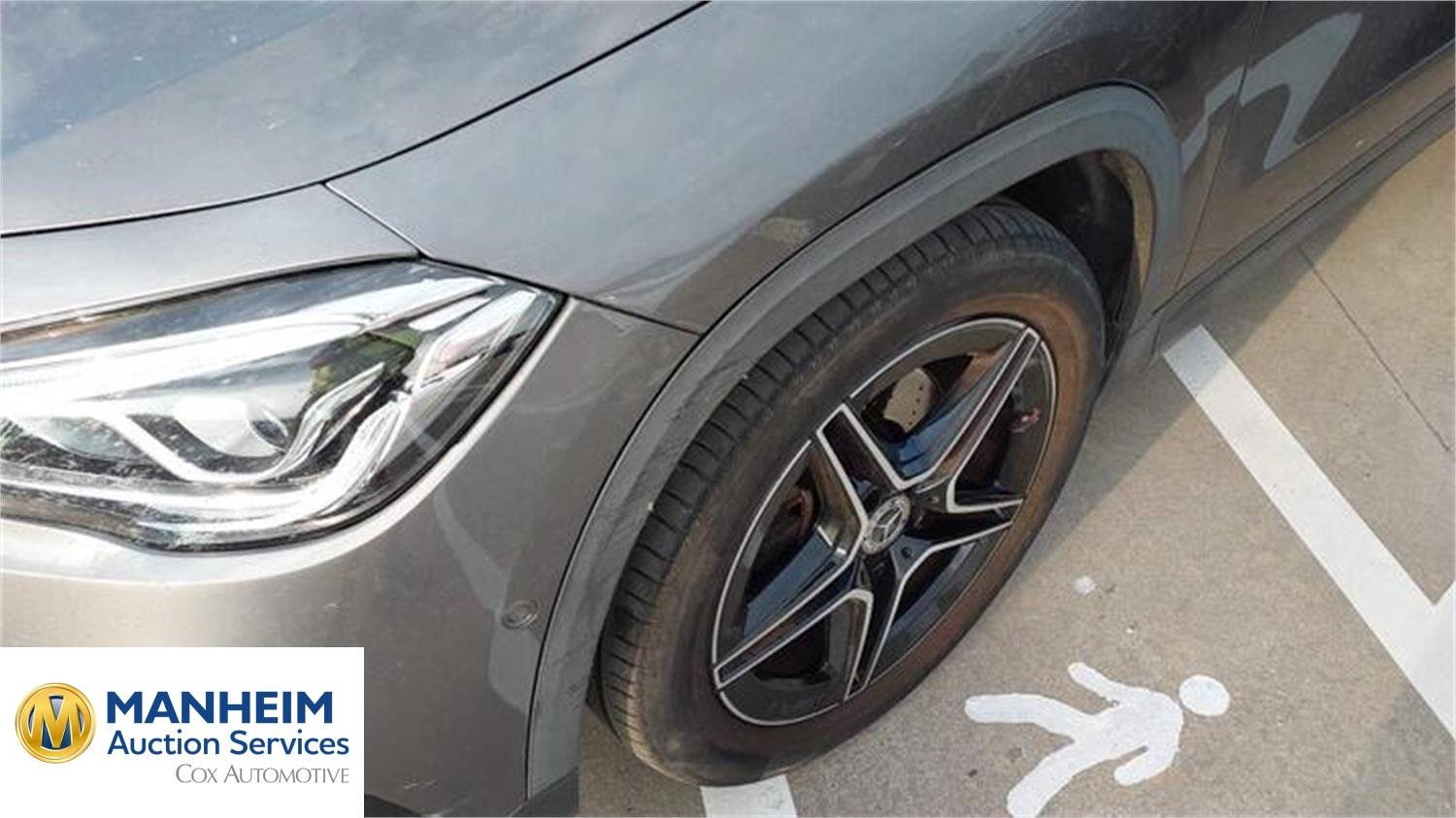 Foto Mercedes Benz GLA 45