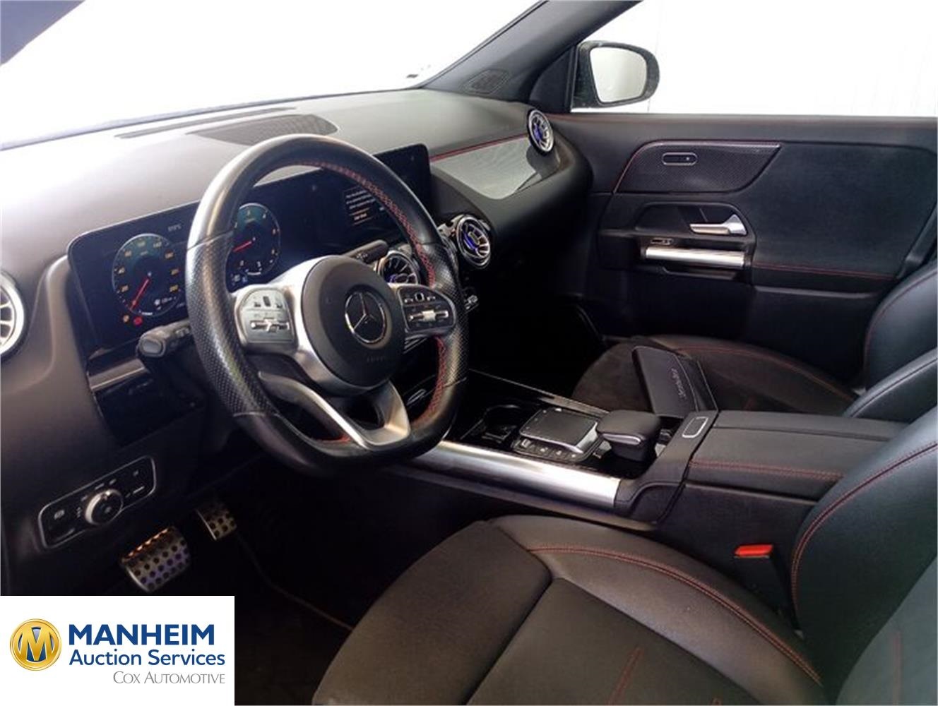 Foto Mercedes Benz GLA 5
