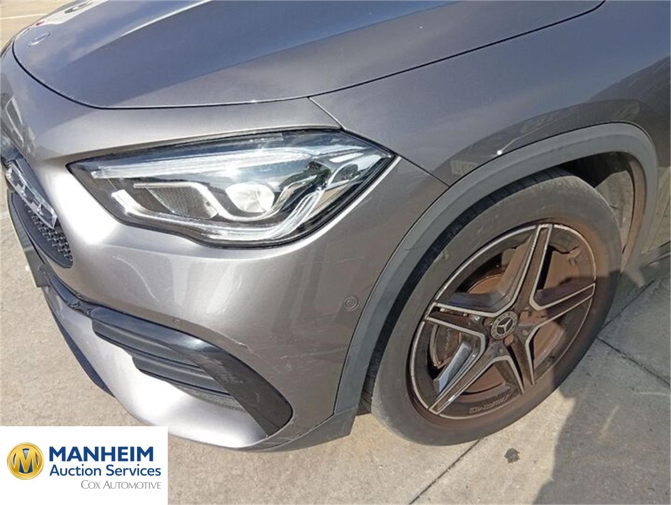 Foto Mercedes Benz GLA 11