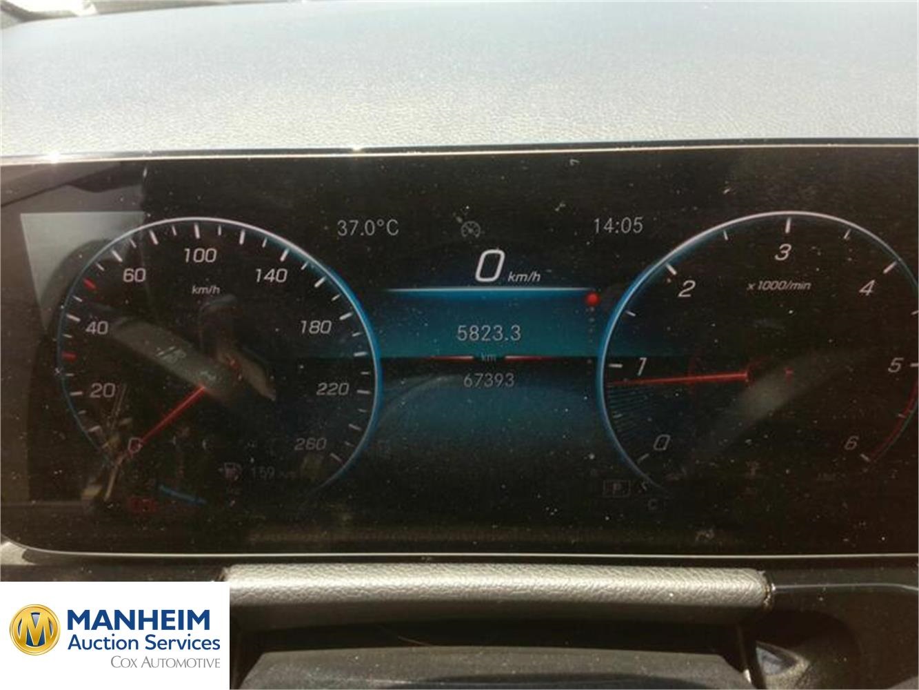 Foto Mercedes Benz GLA 24